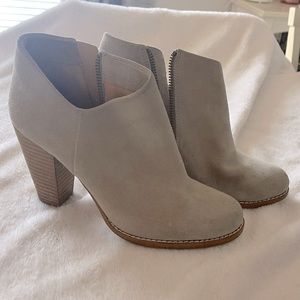 Light grey Splendid Booties